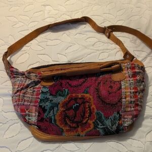 Floral Patterned Shoulder Bag